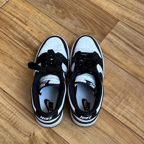 Nike Dunk Low women’s sneakers - Picture 3 of 5